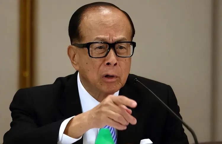 李嘉诚要卖43个港口给美国企业